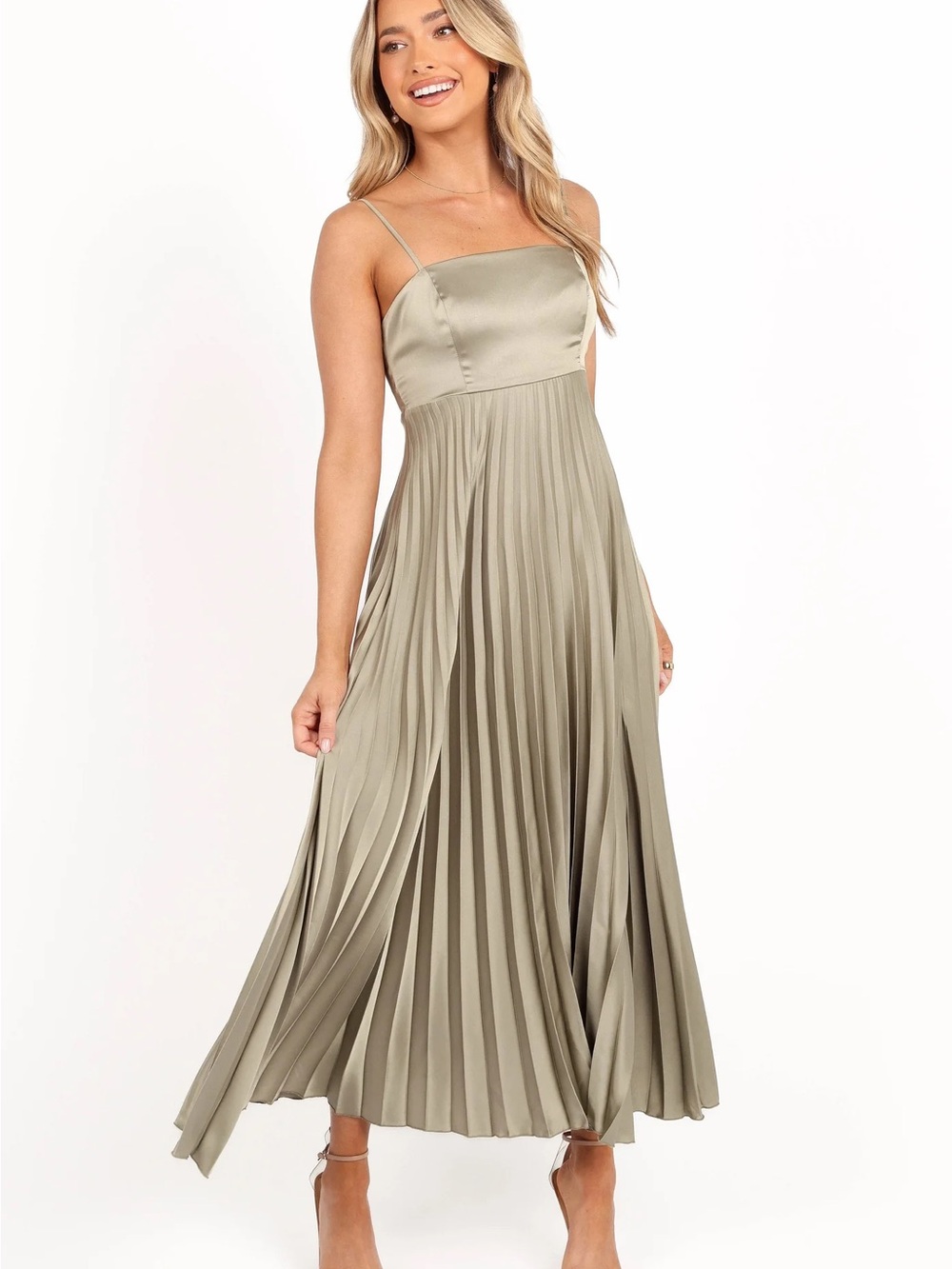 PETAL & PUP Keegan Maxi Dress new with defect Olive size S